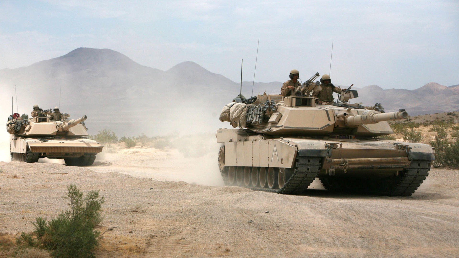 巴西骑手莎拉·莫拉在巴黎奥运会障碍赛中获得第十二名,展现坚韧精神。