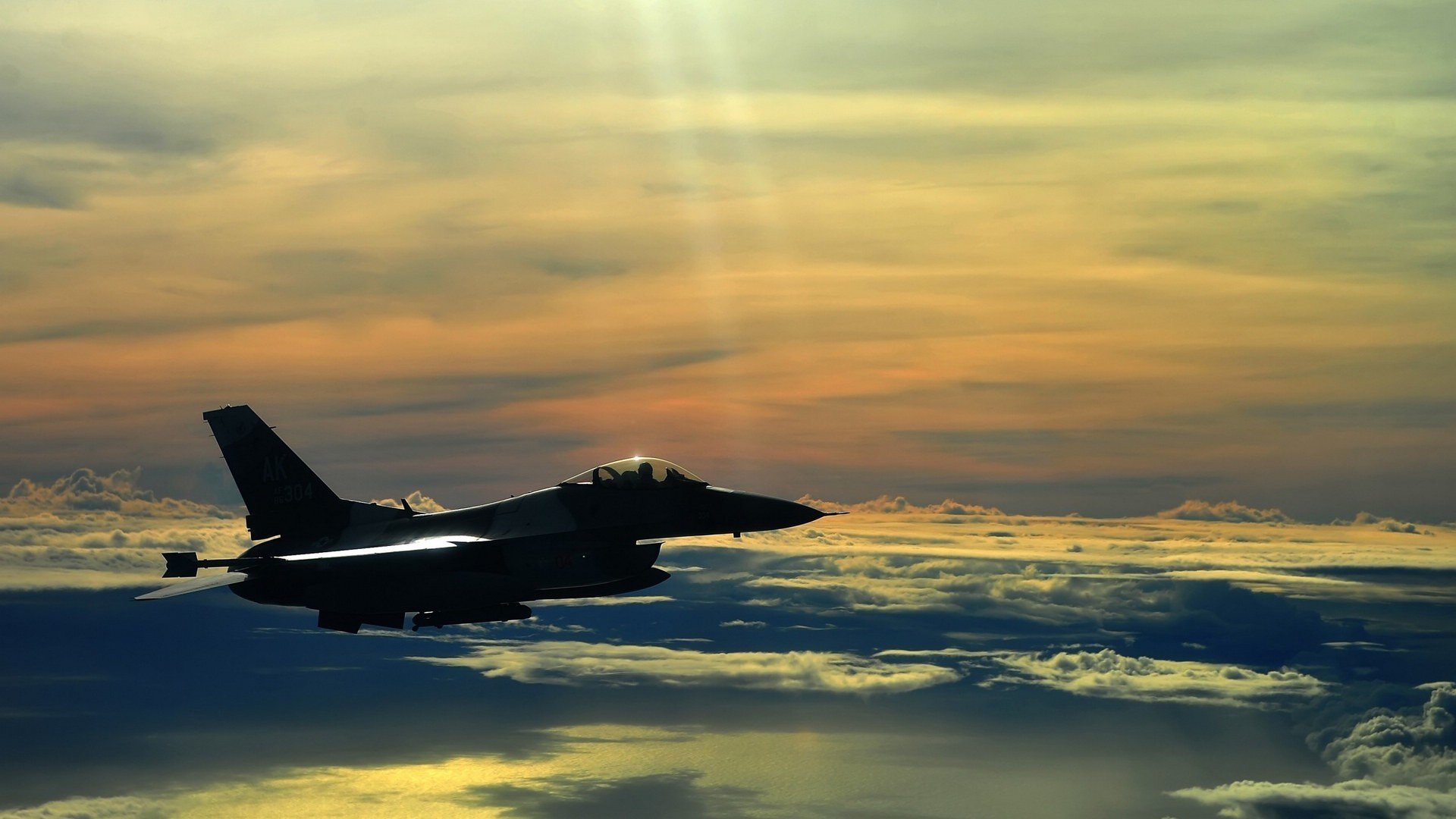 基:全黑队的“中流砥柱”,在防守和进攻端都能稳定发挥